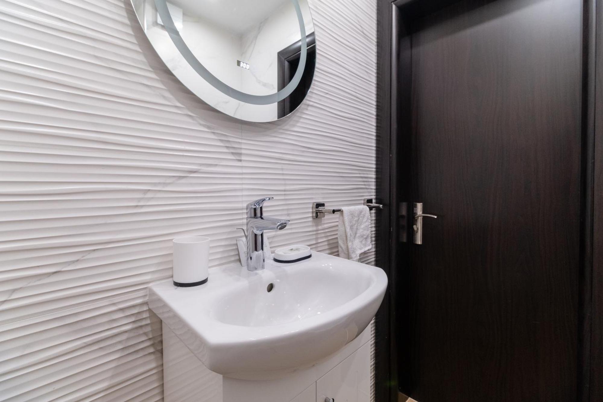 1-Bedroom Apartment With Free Private Parking Plovdiv Buitenkant foto